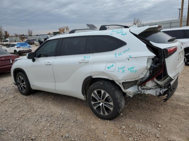 5TDKBRCH1PS570931 - 2023 TOYOTA HIGHLANDER HYBRID XLE WHITE photo 2