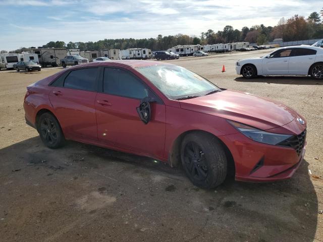 KMHLM4AG8PU439093 - 2023 HYUNDAI ELANTRA SEL RED photo 4