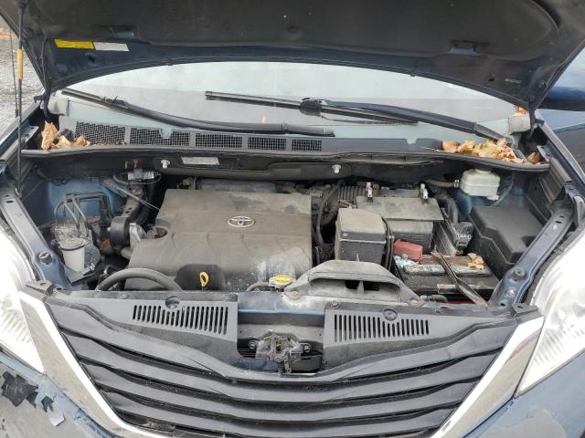 5TDJK3DC3CS048341 - 2012 TOYOTA SIENNA LE BLUE photo 12