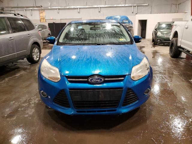 1FADP3F21EL426668 - 2014 FORD FOCUS SE BLUE photo 5