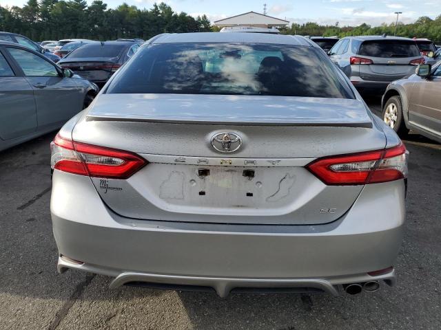 4T1B11HK2JU637558 - 2018 TOYOTA CAMRY L SILVER photo 6