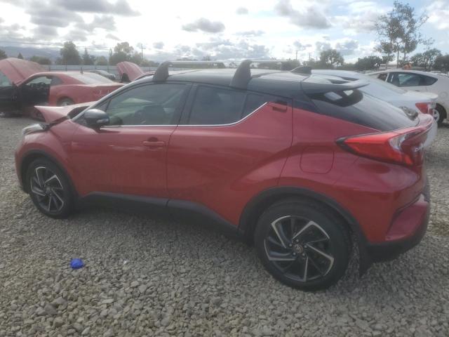 JTNKHMBX4L1081548 - 2020 TOYOTA C-HR XLE RED photo 2