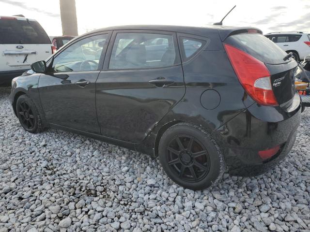 KMHCT5AE7HU301439 - 2017 HYUNDAI ACCENT SE BLACK photo 2