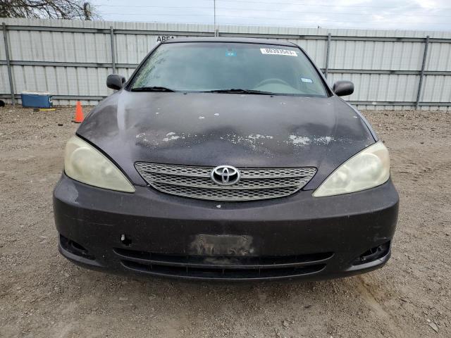 JTDBE32K920040140 - 2002 TOYOTA CAMRY LE BROWN photo 5