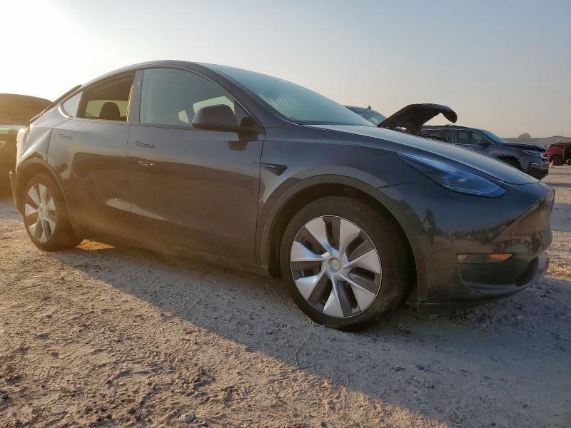 7SAYGDEE6RA243868 - 2024 TESLA MODEL Y 灰色 照片 4