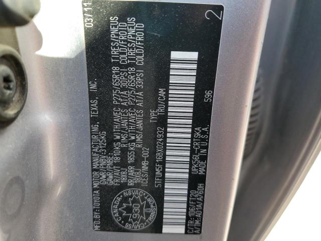 5TFUM5F16BX024932 - 2011 TOYOTA TUNDRA DOUBLE CAB SR5 SILVER photo 12