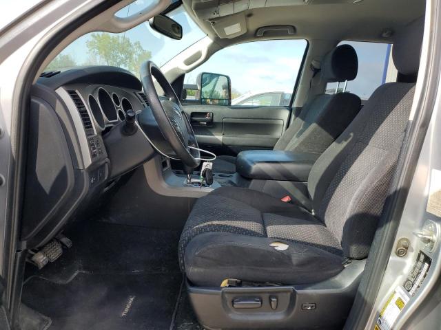 5TFUM5F16BX024932 - 2011 TOYOTA TUNDRA DOUBLE CAB SR5 SILVER photo 7