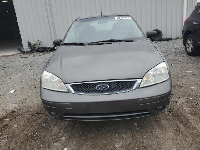 1FAHP31N47W152211 - 2007 FORD FOCUS ZX3 GRAY photo 5