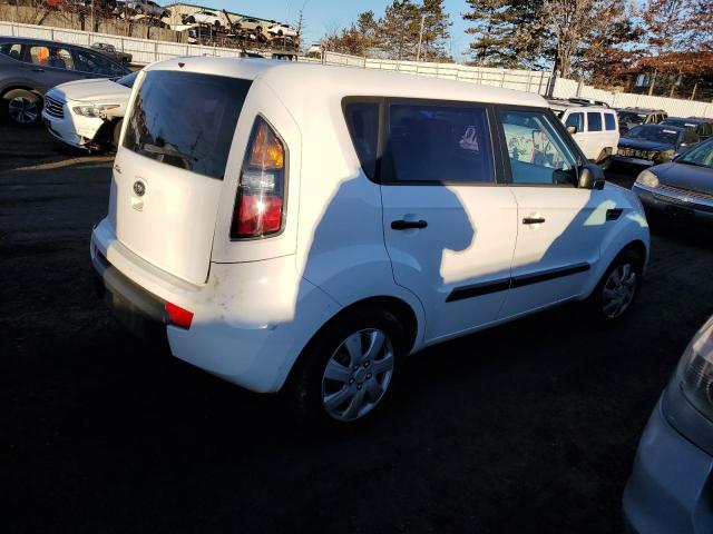 KNDJT2A19B7713536 - 2011 KIA SOUL WHITE photo 3