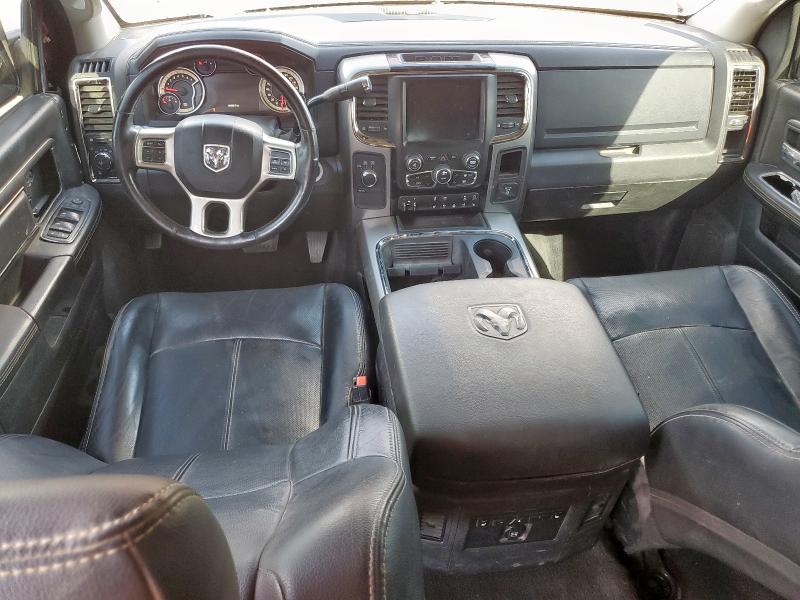 3C6UR5NJ3JG350104 - 2018 RAM 2500 LARAMIE BURGUNDY photo 8