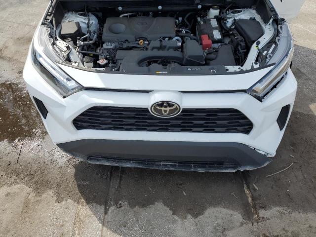 2T3P1RFV8RC399012 - 2024 TOYOTA RAV4 XLE WHITE photo 12