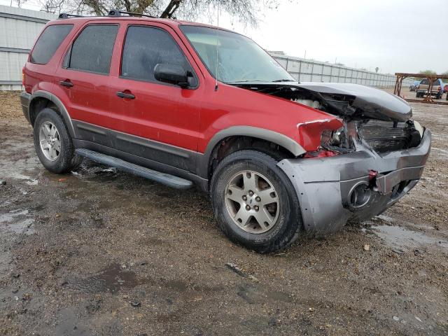 1FMYU03135KA24585 - 2005 FORD ESCAPE XLT RED photo 4