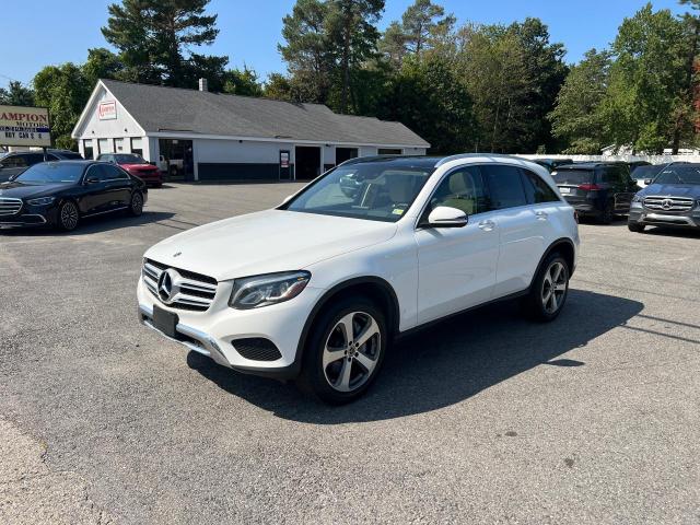 WDC0G4KB5KF569115 - 2019 MERCEDES-BENZ GLC 300 4MATIC WHITE photo 2