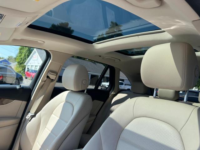 WDC0G4KB5KF569115 - 2019 MERCEDES-BENZ GLC 300 4MATIC WHITE photo 9