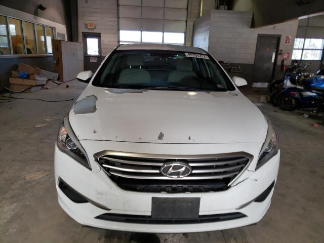 5NPE24AF9GH399918 - 2016 HYUNDAI SONATA SE WHITE photo 5