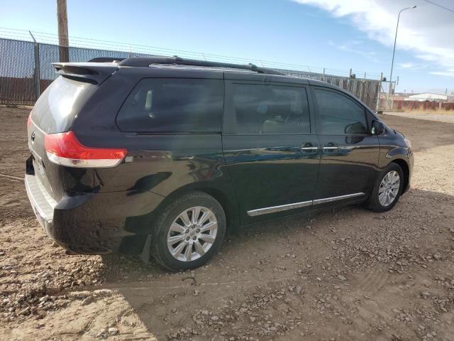 5TDDK3DCXDS065636 - 2013 TOYOTA SIENNA XLE BLACK photo 3