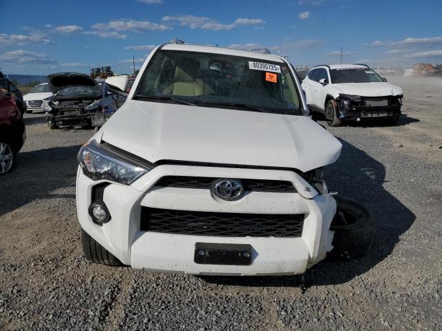 JTEBU5JR1J5541307 - 2018 TOYOTA 4RUNNER SR5/SR5 PREMIUM Blanc photo 5