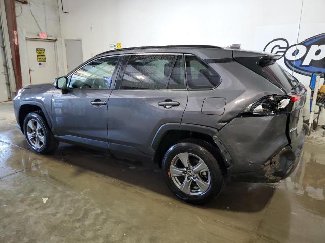 2T3W1RFV3RW333008 - 2024 TOYOTA RAV4 XLE GRAY photo 2