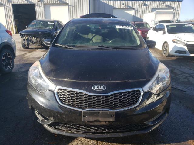 KNAFK4A62G5618994 - 2016 KIA FORTE LX BLACK photo 5