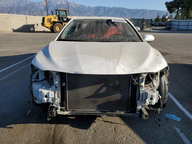 4T1B11HK9KU805584 - 2019 TOYOTA CAMRY L 白色 照片 5