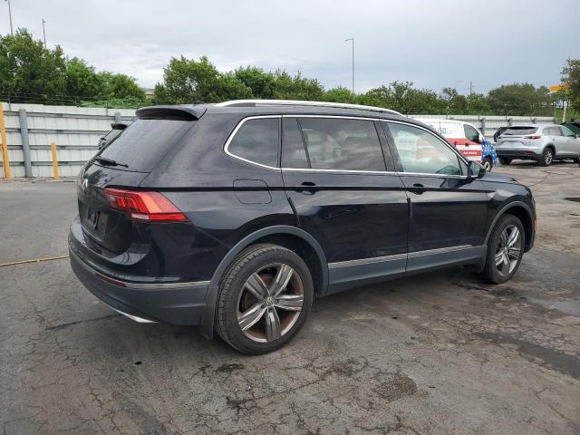 3VV3B7AX2LM068993 - 2020 VOLKSWAGEN TIGUAN SE 黑色 照片 3