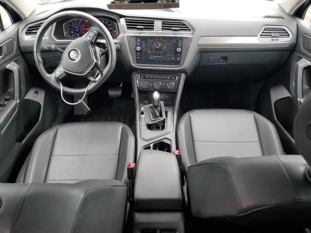3VV3B7AX2LM068993 - 2020 VOLKSWAGEN TIGUAN SE 黑色 照片 8