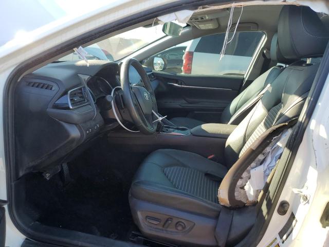 4T1G11AK8NU033910 - 2022 TOYOTA CAMRY SE WHITE photo 7