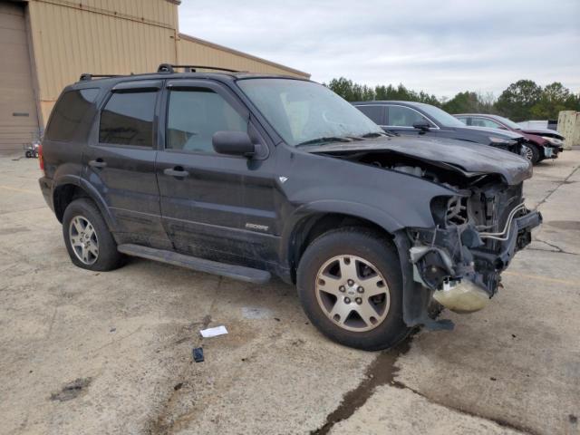 1FMCU03192KD82327 - 2002 FORD ESCAPE XLT BLACK photo 4