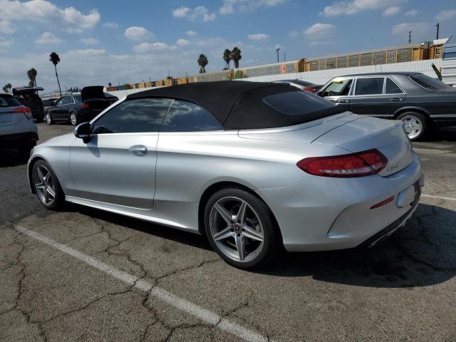WDDWK4JB6JF674704 - 2018 MERCEDES-BENZ C 300 银色 照片 2
