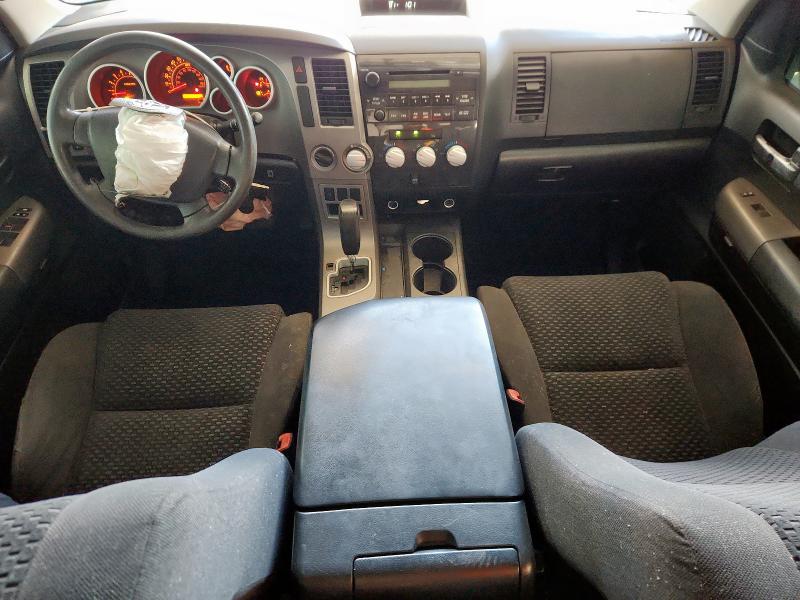 5TFUW5F13BX194532 - 2011 TOYOTA TUNDRA DOUBLE CAB SR5 GRAY photo 8