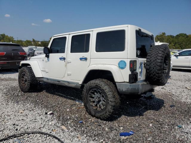 1J4HA5H12BL561760 - 2011 JEEP WRANGLER U SAHARA WHITE photo 2