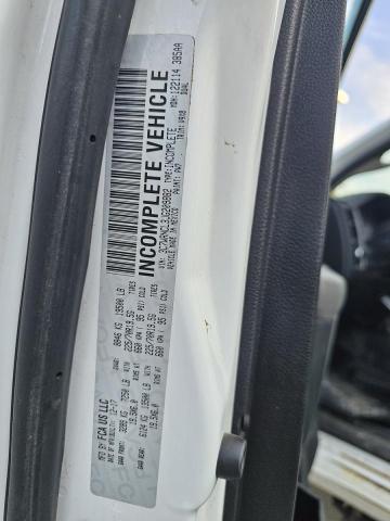 3C7WRNCL3JG209882 - 2018 RAM 5500 თეთრი ფოტო 10