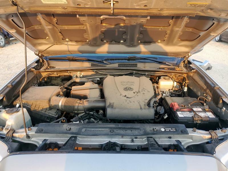 5TFCZ5AN5HX114489 - 2017 TOYOTA TACOMA DOUBLE CAB SILVER photo 12