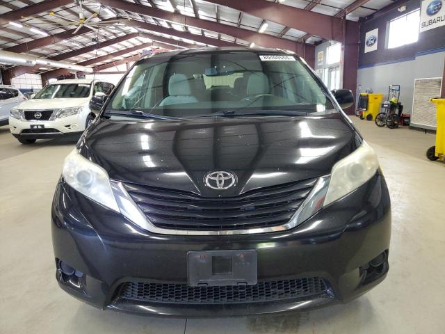 5TDKK3DCXCS264952 - 2012 TOYOTA SIENNA LE BLACK photo 5