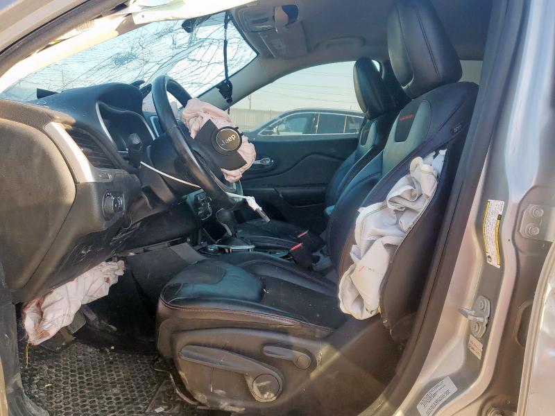 1C4PJMBBXGW299103 - 2016 JEEP CHEROKEE TRAILHAWK SILVER photo 7