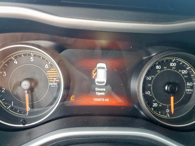 1C4PJMBBXGW299103 - 2016 JEEP CHEROKEE TRAILHAWK SILVER photo 9