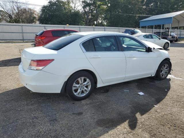 1HGCP2F47AA058327 - 2010 HONDA ACCORD LXP WHITE photo 3