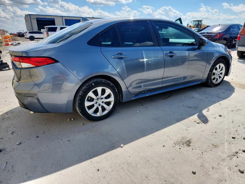 5YFB4MDE4PP013862 - 2023 TOYOTA COROLLA LE ნაცრისფერი ფოტო 3