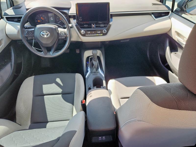 5YFB4MDE4PP013862 - 2023 TOYOTA COROLLA LE ნაცრისფერი ფოტო 8