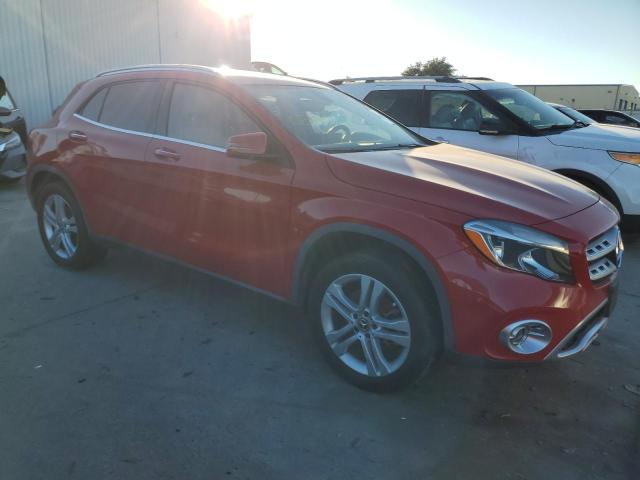 WDCTG4EB0JJ419143 - 2018 MERCEDES-BENZ GLA 250 RED photo 4