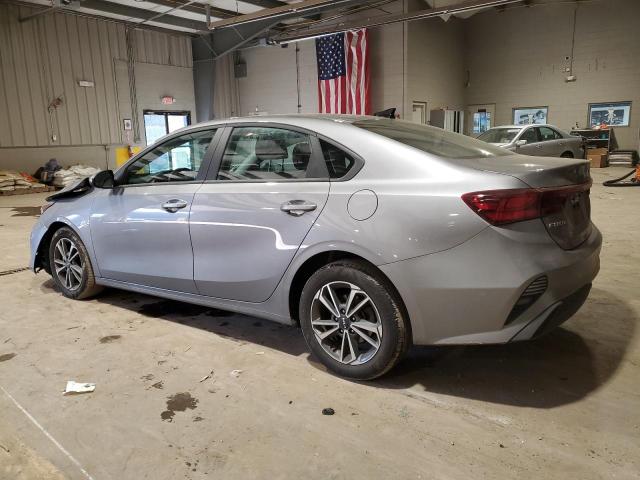 3KPF24AD8PE644716 - 2023 KIA FORTE LX GRAY photo 2