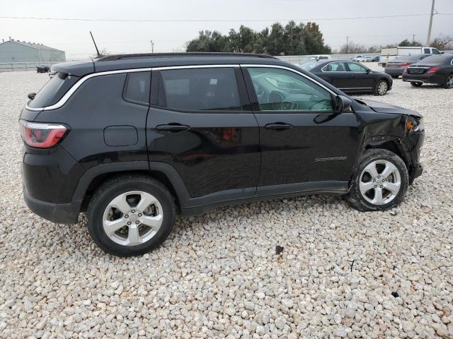 3C4NJCBB7JT368411 - 2018 JEEP COMPASS LATITUDE BLACK photo 3