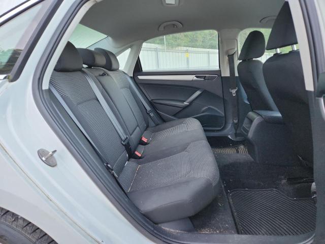 1VWAS7A37GC025628 - 2016 VOLKSWAGEN PASSAT S WHITE photo 10