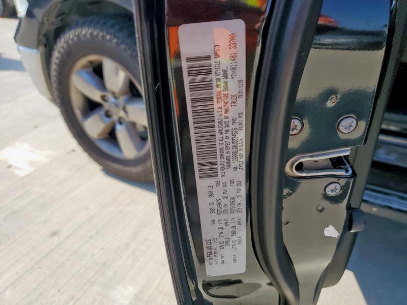 1C6RR6LG0JS234676 - 2018 RAM 1500 SLT BLACK photo 12