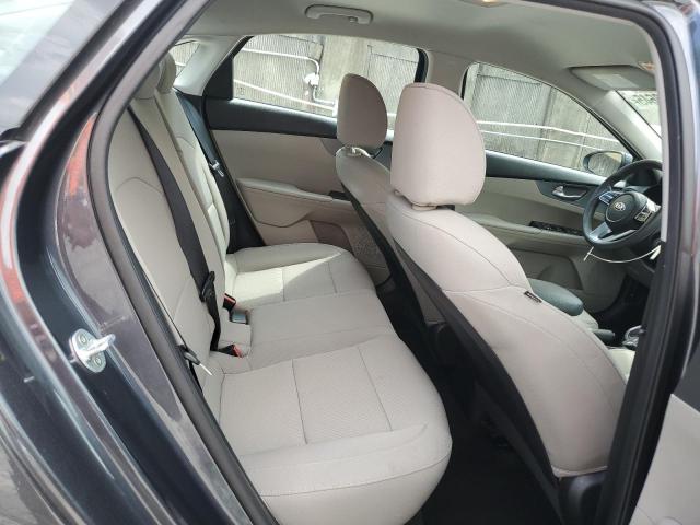 3KPF24AD7KE067038 - 2019 KIA FORTE FE ნაცრისფერი ფოტო 10