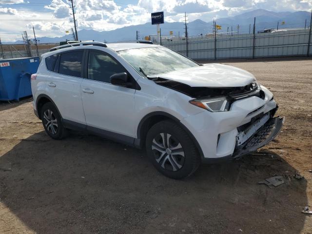 JTMZFREV4GJ075643 - 2016 TOYOTA RAV4 LE WHITE photo 4