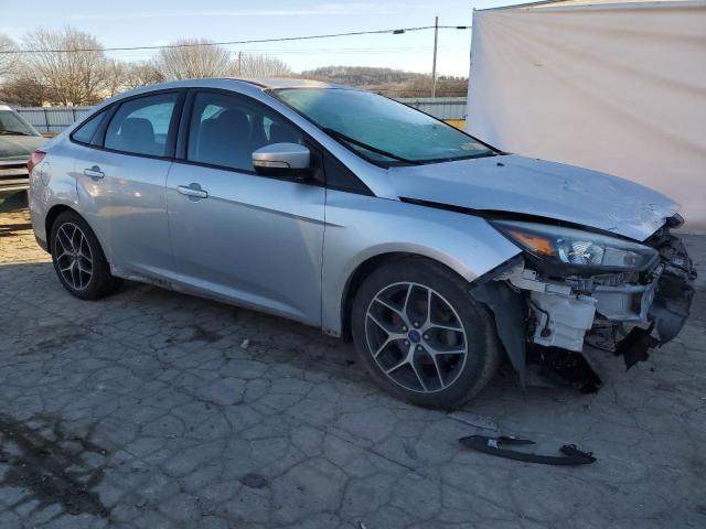 1FADP3H27HL218473 - 2017 FORD FOCUS SEL SILVER photo 4