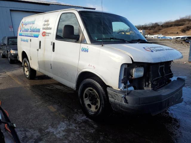 1GCWGFBA0E1140761 - 2014 CHEVROLET EXPRESS G2 WHITE photo 4