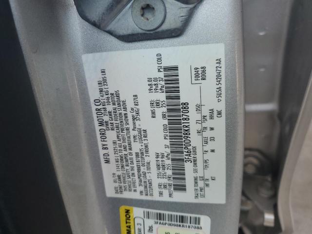 3FA6P0D98KR187088 - 2019 FORD FUSION TITANIUM 银色 照片 12