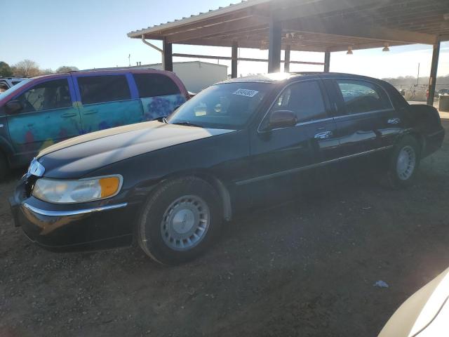 1LNHM84WX1Y704158 - 2001 LINCOLN TOWN CAR EXECUTIVE L BLACK photo 1